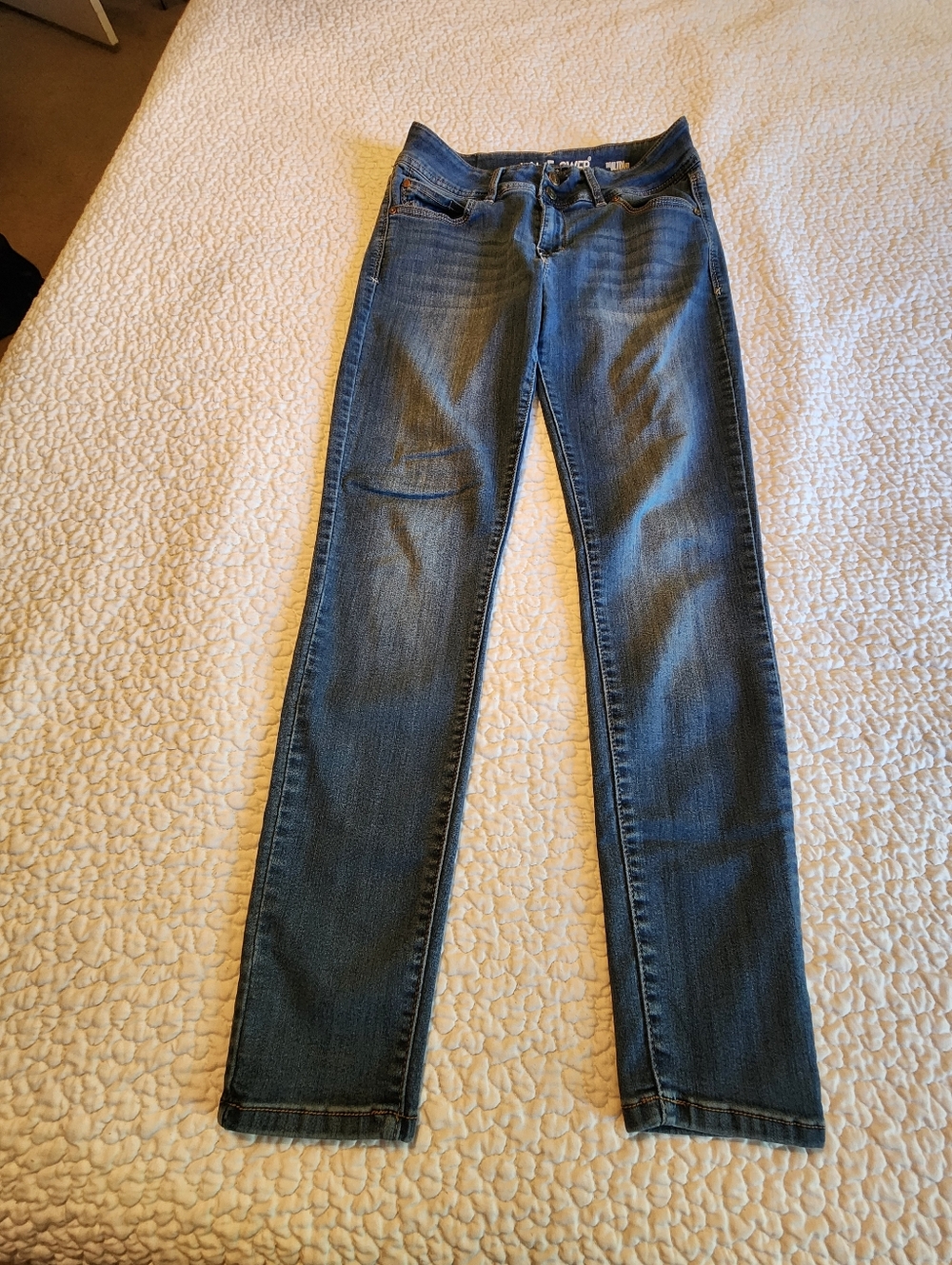 Wall Flower The Ultra Fit Jeans
